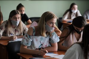 Rusijoje – mokinių akibrokštas: paskundė mokytoją dėl antikarinių komentarų 