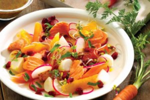 Ridikėlių salotos su lašiša: spalvinga, pavasariška, gaivu ir gardu