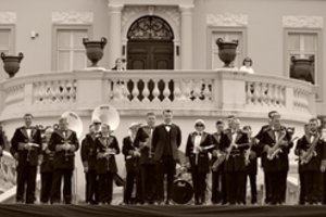 Panevėžio muzikinio teatro pučiamųjų orkestras „Garsas“ pasitinka 60-metį