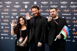 Turine atidarytas „Eurovizijos“ dainų konkursas: turkio spalvos kilimu žengia šalių atstovai