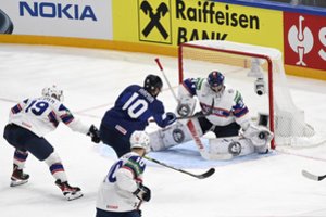 Pasaulio ledo ritulio čempionatą rengianti Suomija prisistatė skambiai: iškovojo triuškinančią pergalę