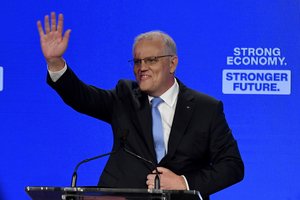 Perrinkimo siekiantis Australijos premjeras oficialiai pradėjo partijos rinkimų kampaniją