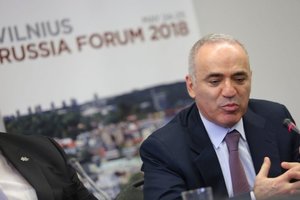 Rusija G. Kasparovą ir M. Chodorkovskį paskelbė „užsienio agentais“