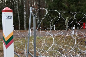 Į Baltarusiją apgręžti 7 neteisėti migrantai