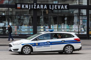 Kroatijoje per futbolo klubo gerbėjų susirėmimą su policija sužeista keliolika žmonių