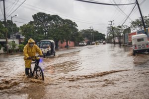 Uraganas Meksikoje pražudė mažiausiai dešimt žmonių