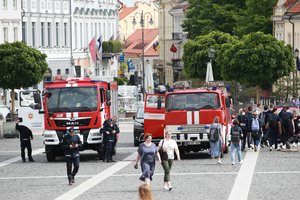 220 metų Vilniaus ugniagesių gelbėtojų kelias: nuo rankinių siurblių iki modernios tarnybos