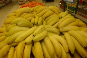 Į prekybos centrus su bananų dėžėmis pateko kokaino siunta