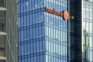 Įspėja „Swedbank“ klientus: savaitgalį galimi trikdžiai, naudojantis paslaugomis