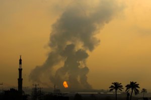 Izraelis atsakydamas į apšaudymą raketomis smogė „Hamas“ taikiniams Gazos Ruože