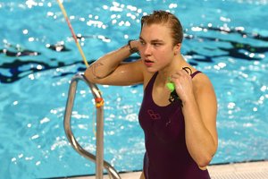 Pasaulio plaukimo čempionate R. Meilutytė pateko į finalą, K. Teterevkovai sekėsi prasčiau