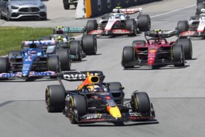 Įtemptose Kanados „Formulės 1“ lenktynėse pergalę iškovojo M. Verstappenas