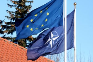 Rusijai grasinant Lietuvai, JAV pabrėžia „tvirtą kaip geležis“ NATO įsipareigojimą gynybai