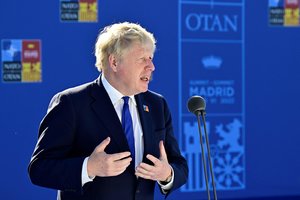 B. Johnsonas: neboikotuokite G20 viršūnių susitikimo, jei V. Putinas jame dalyvaus