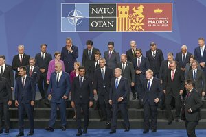NATO lyderiai pakvietė Suomiją ir Švediją prisijungti prie Aljanso