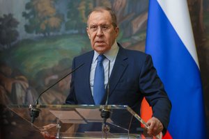 Rusijos URM iškvietė JK ambasadorę dėl B. Johnsono pastabų apie V. Putiną
