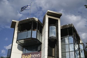 Kompanija: Graikijos dienraščio ir radijo biuruose susprogdintos padegamosios bombos