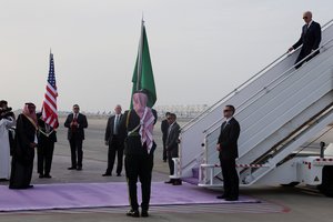 J. Bidenas atvyko į Saudo Arabiją dviejų dienų vizito