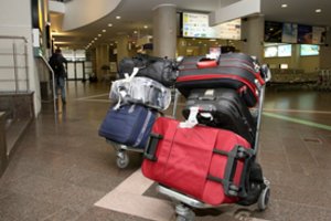 Oro linijų bendrovės priverstos imtis originalių išeičių: skraidina ne keleivius, o jų pamestą bagažą