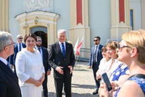 Seinuose ir Punske viešintis prezidentas pabrėžė glaudaus ryšio su Lietuva išlaikymo svarbą