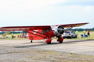 Aviacijos šventėje Kaune pasirodė legendinio lėktuvo „Lituanica“ sesė