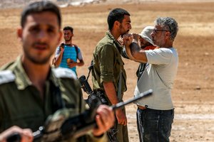 Izraelio kariai nugriovė įtariamų nausėdijos apsaugininko žudikų namus