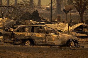 Per didžiausią šiais metais Kalifornijos gamtinį gaisrą žuvo 2 žmonės