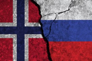 Maskva pareiškė, kad po „rusofobiškų“ įžeidimų Norvegijos konsulė privalo išvykti iš šalies