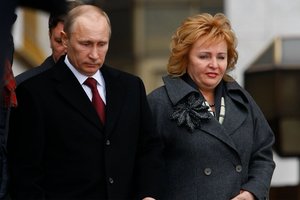 Atskleistas buvusios V. Putino žmonos Liudmilos praturtėjimas: valdo milijoninį turtą ir Europos šalyse