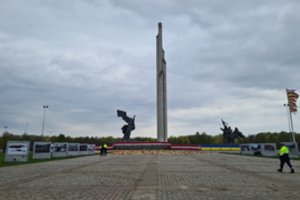 Latvijos VRM vadovas: paminklo Rygoje istorija sudėtingesnė negu tanko Narvoje