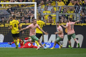 „Borussia“ sukūrė nevykusį stebuklą – „Werder“ per 5 minutes pelnė 3 pergalingus įvarčius