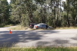 Avarija Varėnos rajone nusinešė vairuotojo gyvybę: medikams ligoninėje vyro išgelbėti nepavyko