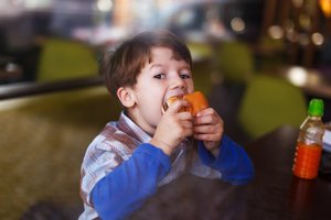 Mokslininkai įspėję, kad pusryčių nevalgymas namuose gali turėti įtakos vaiko elgesiui