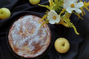 Paprastas obuolių pyragas namus iškvėpins nuostabiais aromatais