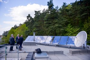 17 tūkst. lietuvių norėtų įsidiegti saulės elektrinę: valstybę nusprendė, kam skirs finansavimą 