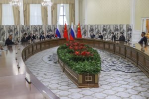 JAV vyriausybė sukritikavo Rusijos ir Kinijos prezidentų susitikimą