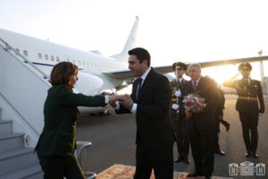 JAV Atstovų Rūmų pirmininkė N. Pelosi lankosi Armėnijoje