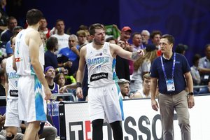Didžiausios Europos čempionato sensacijos atgarsiai: slovėnai prieš ketvirtfinalį su lenkais girtavo iki penktos ryto