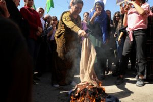 Iranas atmeta ES kritiką dėl šalį purtančių protestų