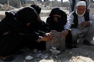 JT: iš 53 susisprogdinusio mirtininko Afganistane aukų 46 buvo moterys
