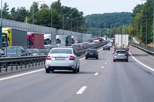 Lietuvos policija primena, ką vairuotojai privalo atlikti įsigiję automobilį: daugiau kaip 11 tūkst. pažeidėjų šiemet jau įkliuvo