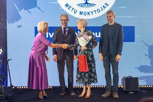 Vilniuje pasveikinti Metų mokytojai: dėkojo ir už pasiekimus, ir išskirtinę darbo kokybę