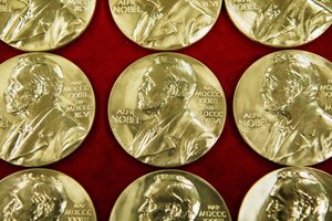 Nobelio ekonomikos premija atiteko bankus ir finansų krizes tyrinėjantiems mokslininkams