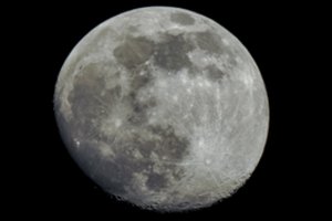 NASA skelbia datą, kada dar sykį mėgins paleisti raketą į Mėnulį