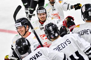 „Hockey Punks“ puolimo banga nušlavė svečius iš Dinaburgo
