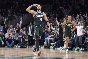 NBA sezono atidaryme – „Celtics“ pergalė savų sirgalių akivaizdoje