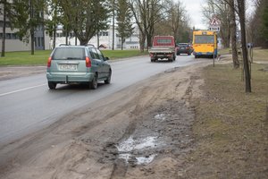 Pagaliau gatvės nebesiaurinamos: Vilniaus Liepkalnio gatvėje planuojamos 4 eismo juostos