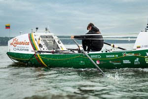 Per Atlanto vandenyną – irklais: pasaulio rekordo sieksiantis A. Valujavičiaus netrukus pradės kelionę