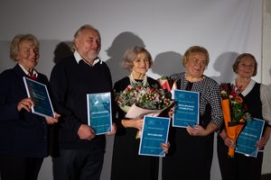Senjorai rinkosi į iškilmingus konkurso „Metų senjoras 2022“ apdovanojimus