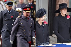 Jungtinėje Karalystėje vyko Atminimo diena: Catherine Middleton sužavėjo elegancija